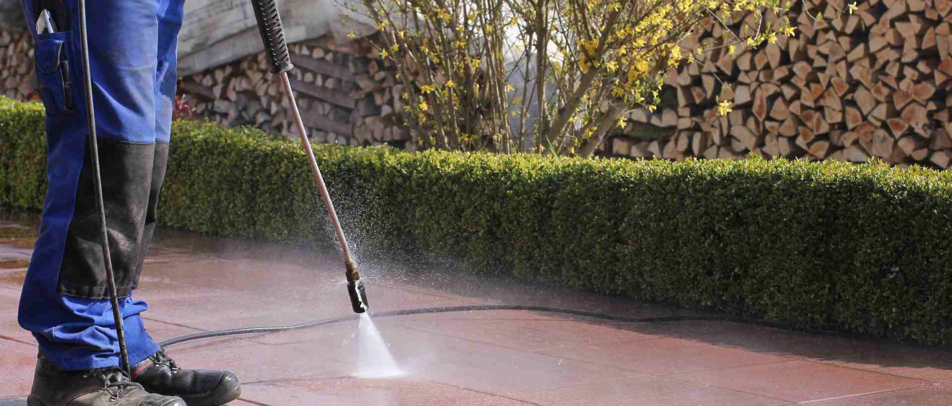 garden maintenance NW8